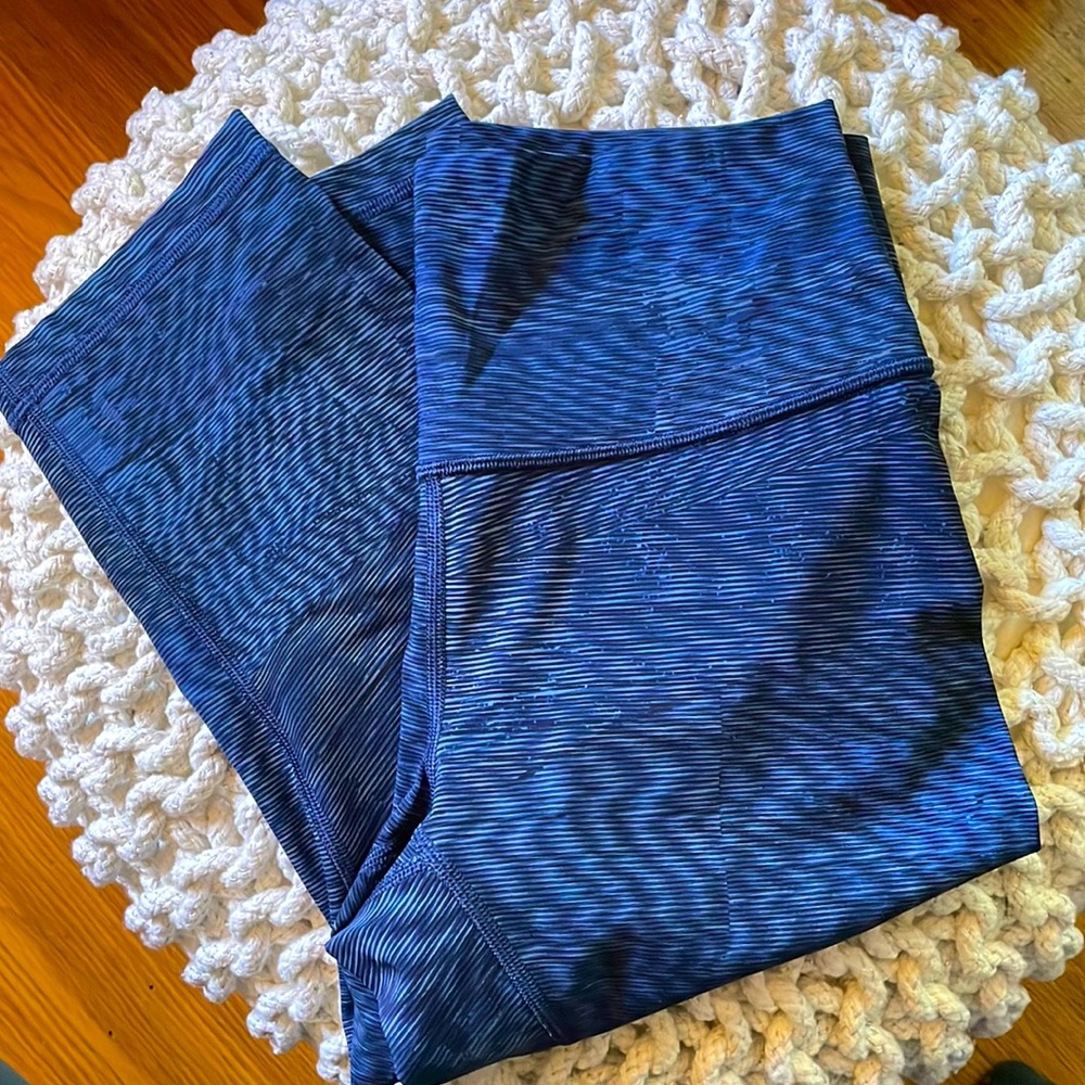 Lulu Crop Leggings
